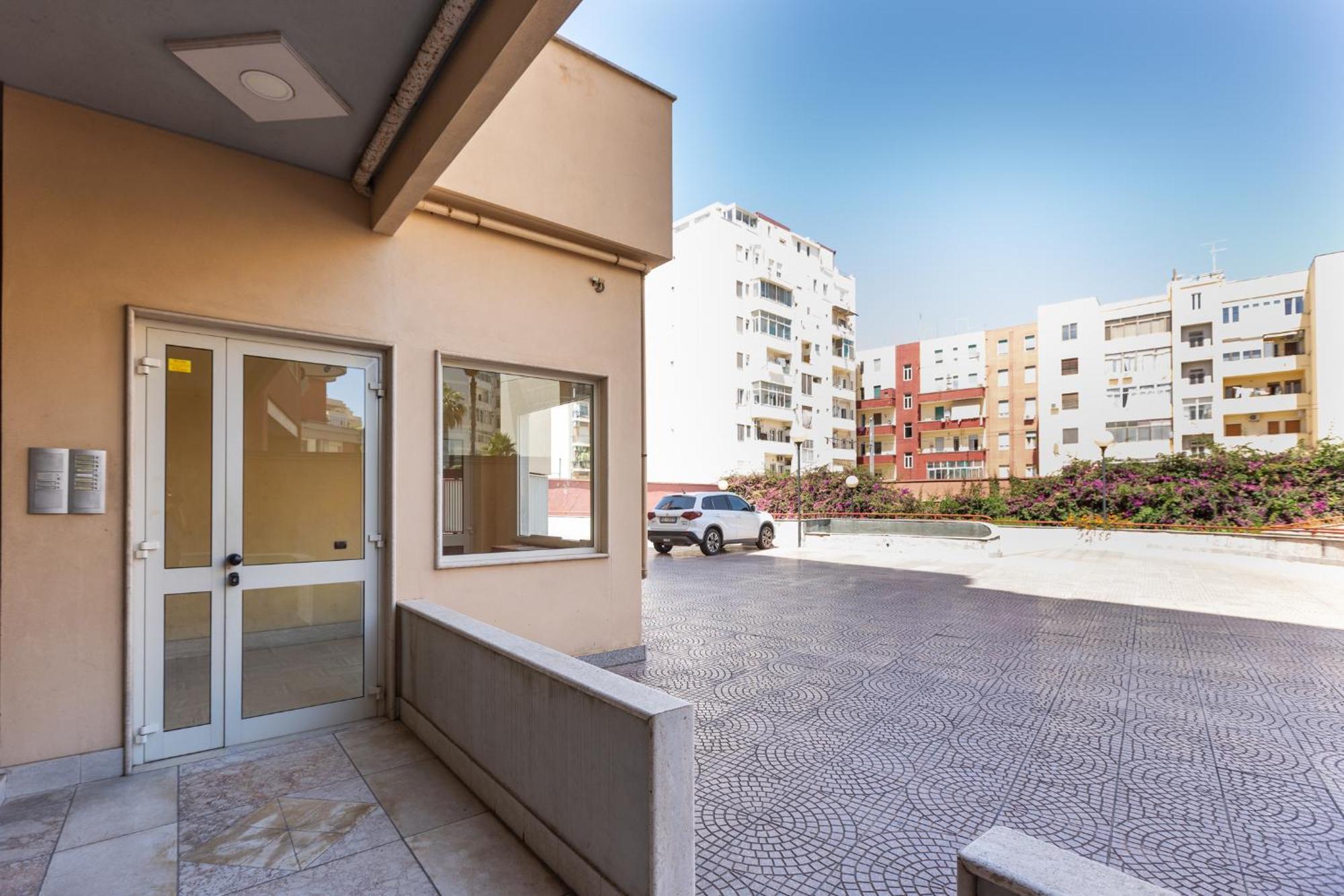 Fior Di Loto Central Cagliari Extérieur photo